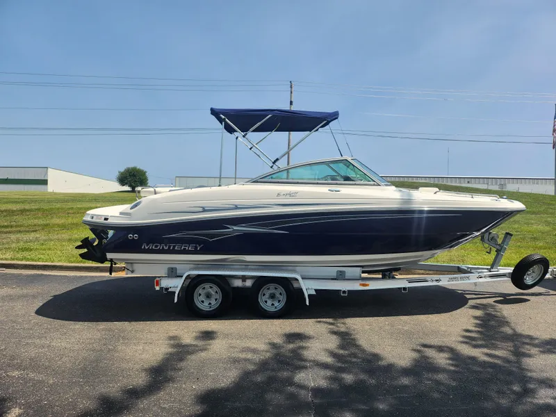 Slide: The Image of Monterey 220 EX 2007 - 4