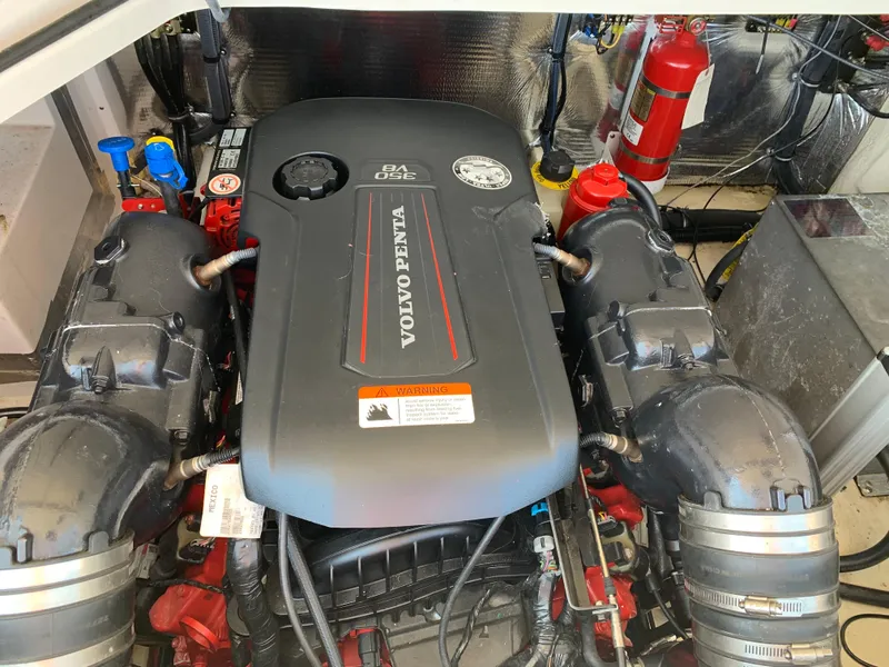 Slide: The Image of Volvo Penta engine in 2018 Regal 28 Express boat. - 29
