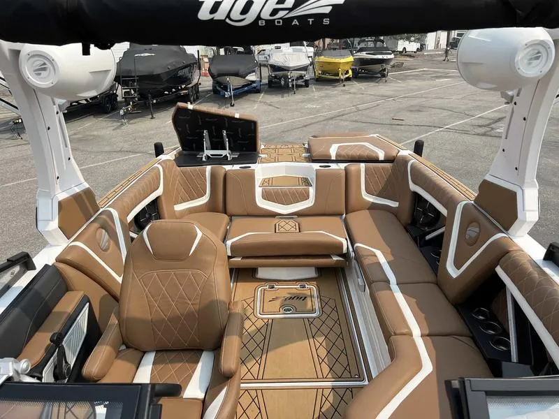 Slide: The Image of Tigé 23ZX 2022 - 20