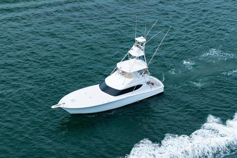 Slide: The Image of Hatteras GT60 2010 - 79