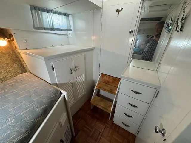 Slide: The Image of Tollycraft 40 Tri-Cabin Motor Yacht 1974 - 8