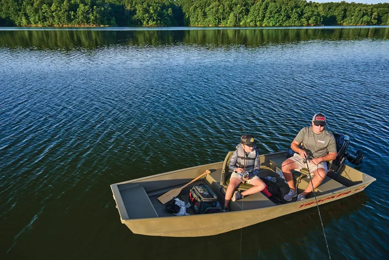 Slide: The Image of Tracker Grizzly 1236 Utility 2025 - 25