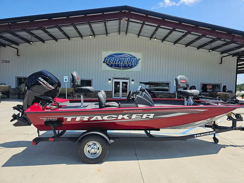 The Image of 2025 Tracker Boats Pro Team 175 TF Crappie Edition - 1