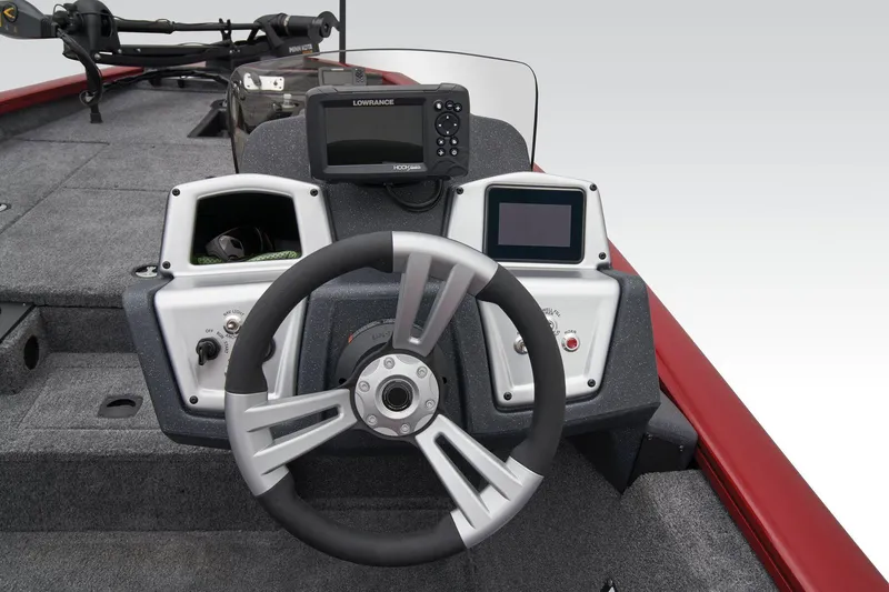 Slide: The Image of Tracker Pro Team 175 2025 - 38