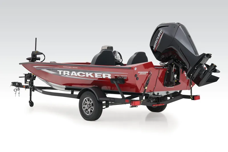 Slide: The Image of Tracker Pro Team 175 2025 - 58
