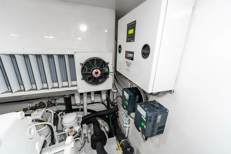 Slide: The Image of Viking 76 Convertible 2015 - 63