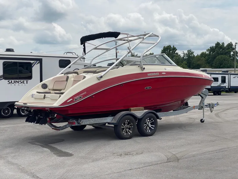 Slide: The Image of Yamaha 242 Limited S 2014 - 52