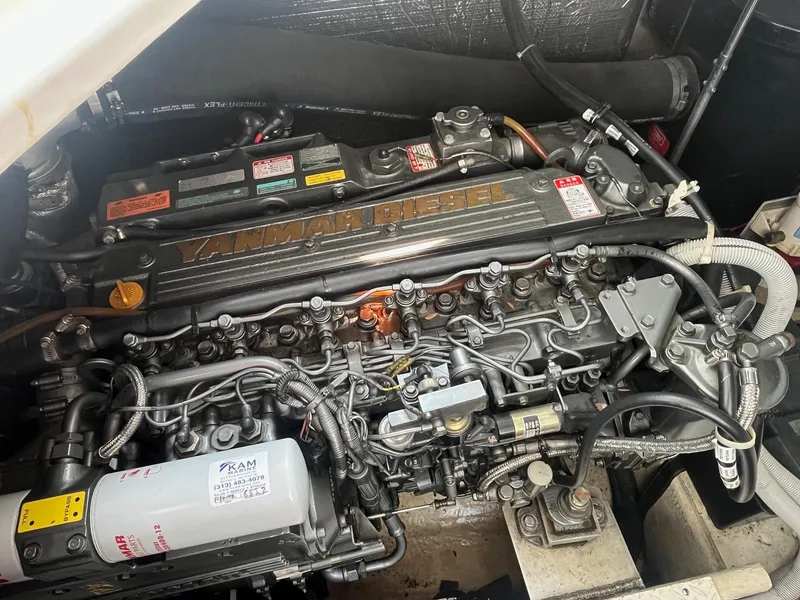 Slide: The Image of Engine compartment of a 2001 Cruisers Yachts 3870 Express with Yanmar diesel engine. - 32