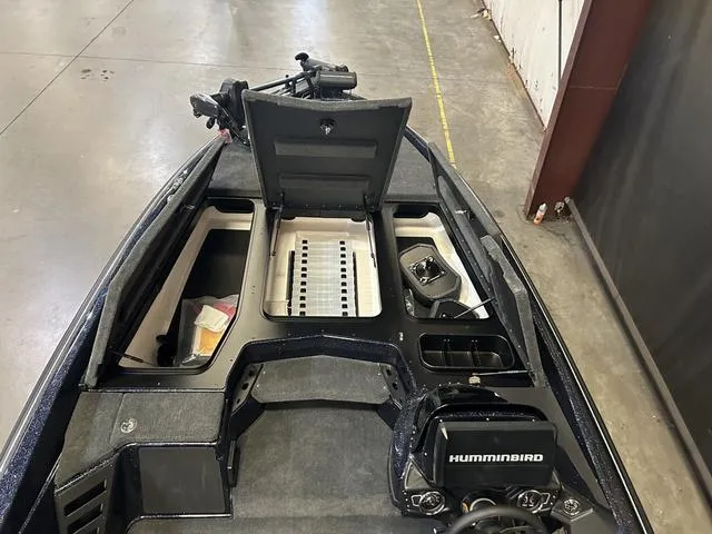 Slide: The Image of Skeeter ZXR 20 W/Yamaha 250HP "SHO" 2025 - 11