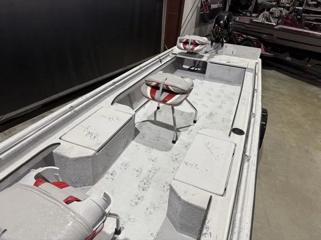 Slide: The Image of Supreme L48 w/Mercury 25 Jet 2024 - 9