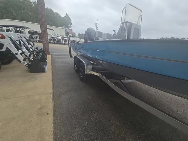 Slide: The Image of Xpress H22 2025 - 7