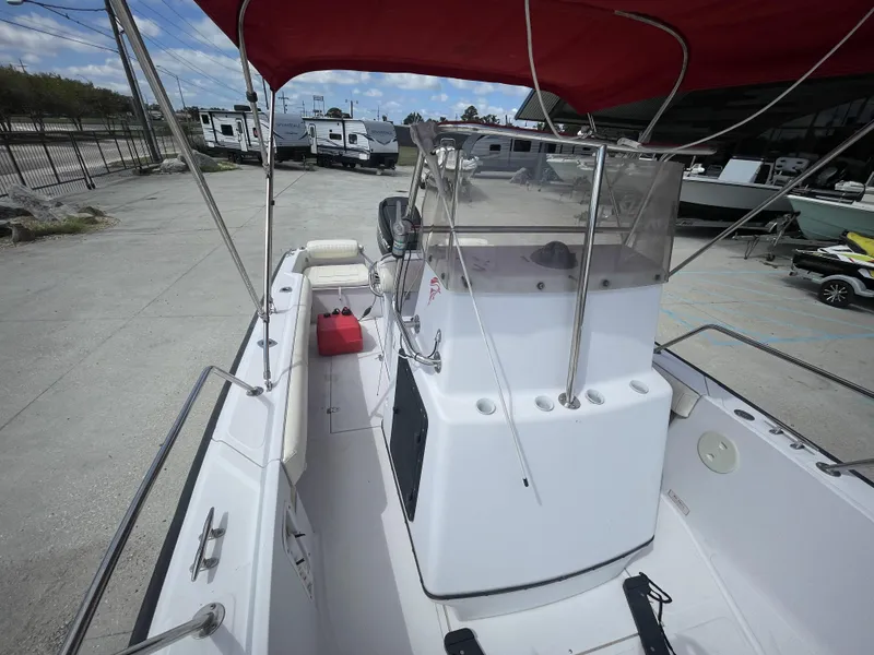 Slide: The Image of Boston Whaler 21 Outrage 1997 - 11