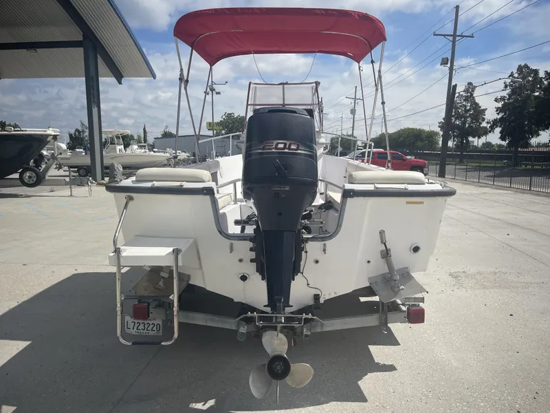 Slide: The Image of Boston Whaler 21 Outrage 1997 - 3