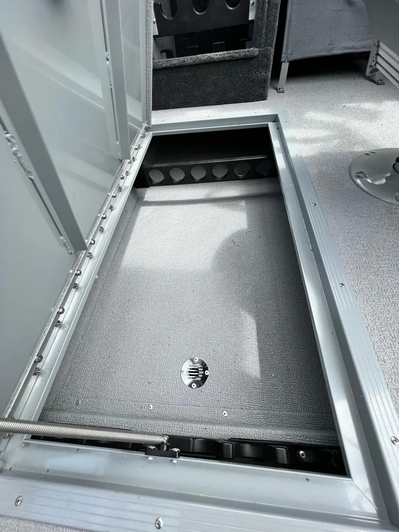 Slide: The Image of Starcraft Renegade 168 DC 2025 - 23