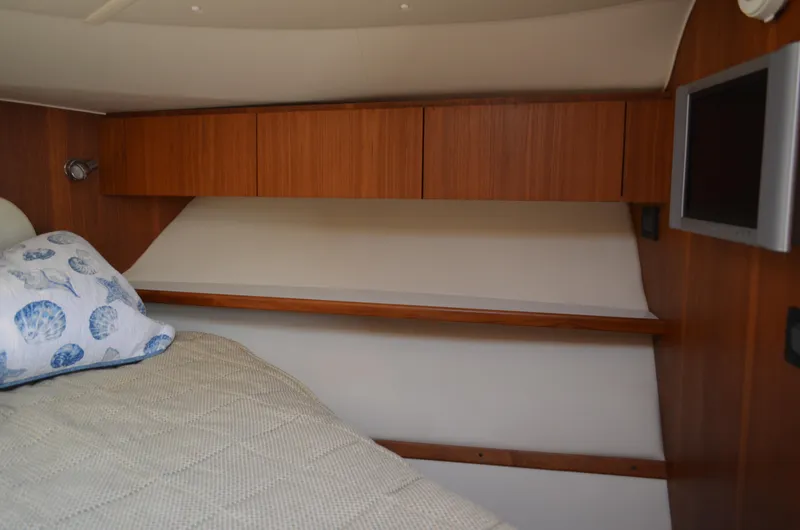 Slide: The Image of Tiara 3800 Open 2004 - 60