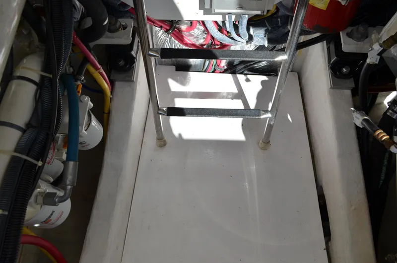 Slide: The Image of Tiara 3800 Open 2004 - 68