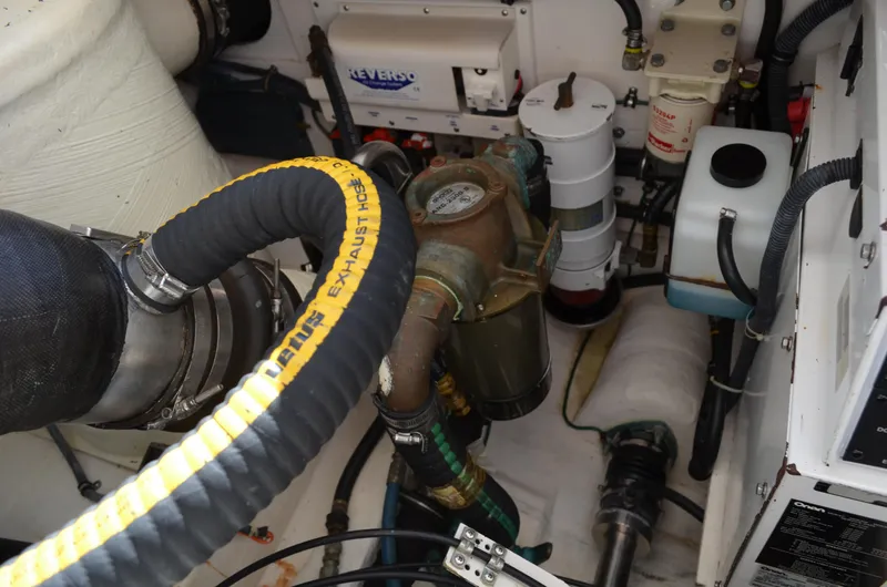 Slide: The Image of Tiara 3800 Open 2004 - 75