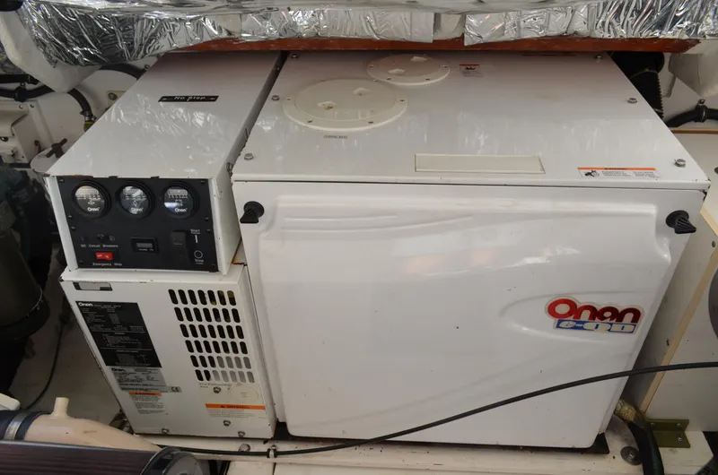 Slide: The Image of Tiara 3800 Open 2004 - 80