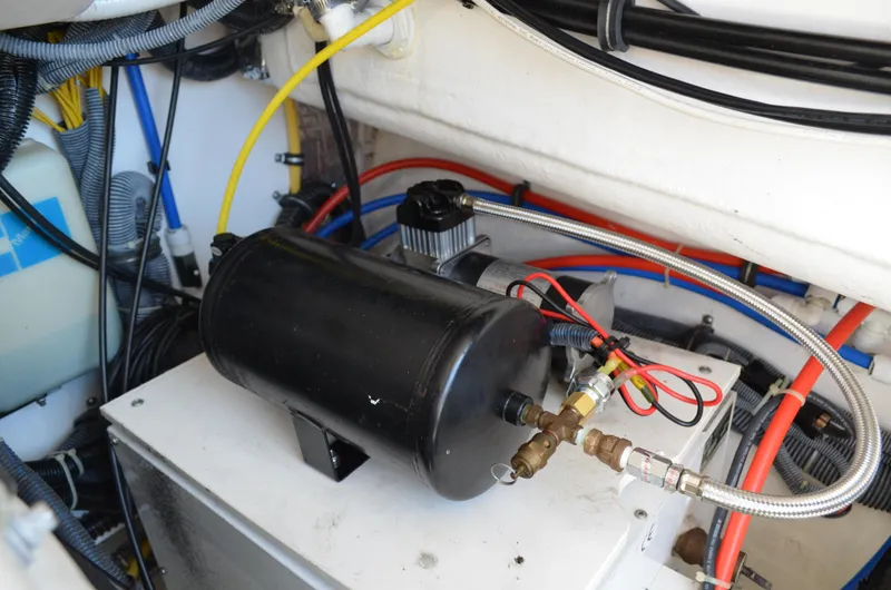 Slide: The Image of Tiara 3800 Open 2004 - 81