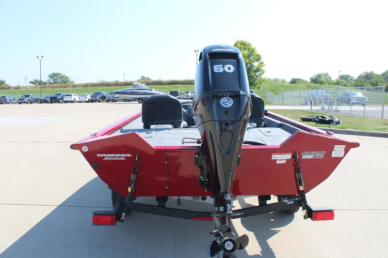 Slide: The Image of 2025 Tracker Pro Team 175 Crappie Edition boat, rear view with 60 HP engine. - 5