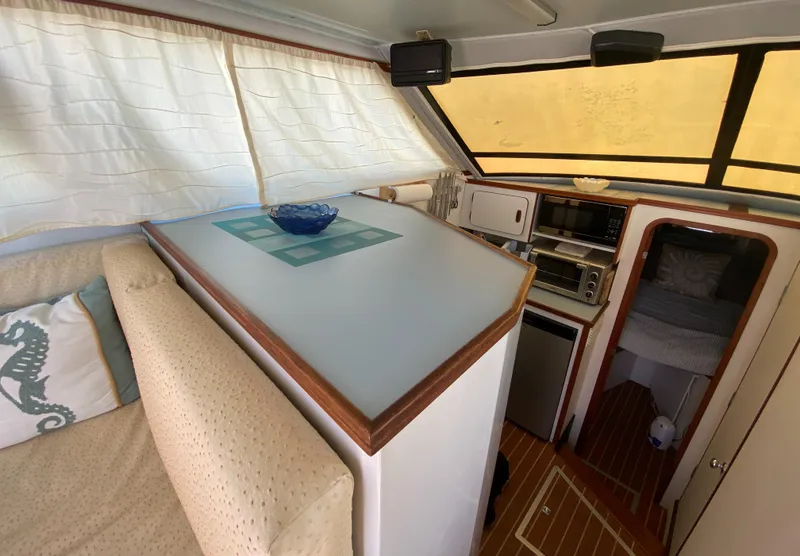 Slide: The Image of Chris-Craft 320 Amerosport Sedan 1988 - 50