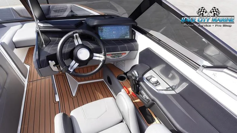 Slide: The Image of Nautique Super Air Nautique G23 - 12