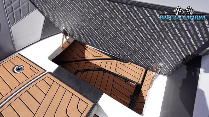 Slide: The Image of Nautique Super Air Nautique G23 - 18