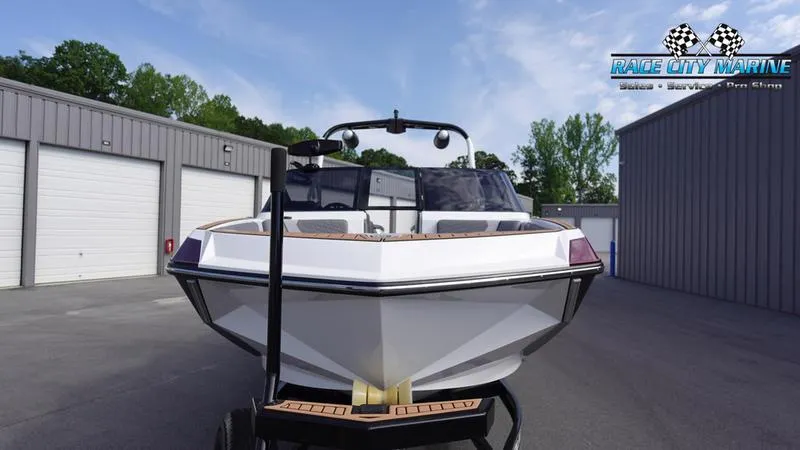 Slide: The Image of Nautique Super Air Nautique G23 - 2