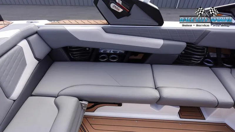 Slide: The Image of Nautique Super Air Nautique G23 - 23