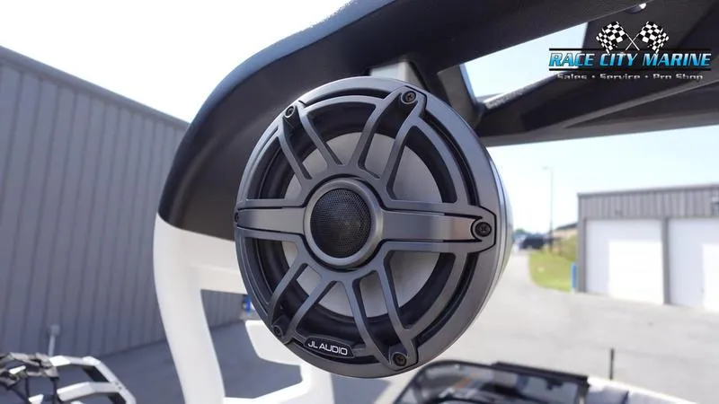 Slide: The Image of Nautique Super Air Nautique G23 - 30