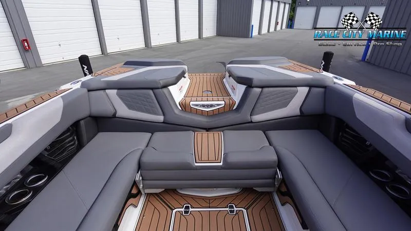 Slide: The Image of Nautique Super Air Nautique G23 - 38