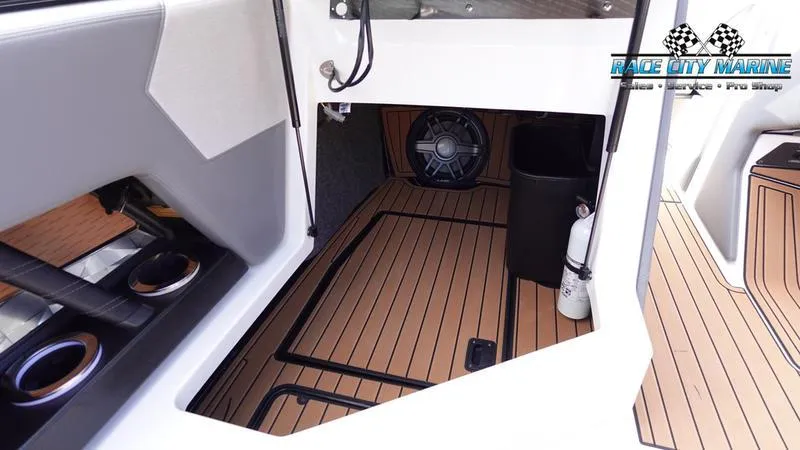 Slide: The Image of Nautique Super Air Nautique G23 - 40