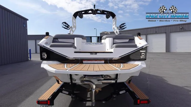 Slide: The Image of Nautique Super Air Nautique G23 - 7