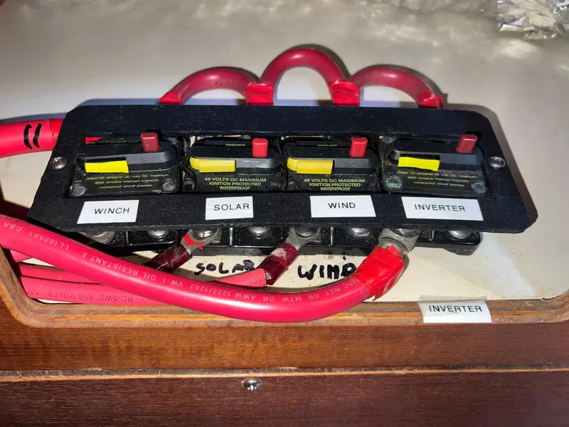 Slide: The Image of Island Packet 350 1997 - 101