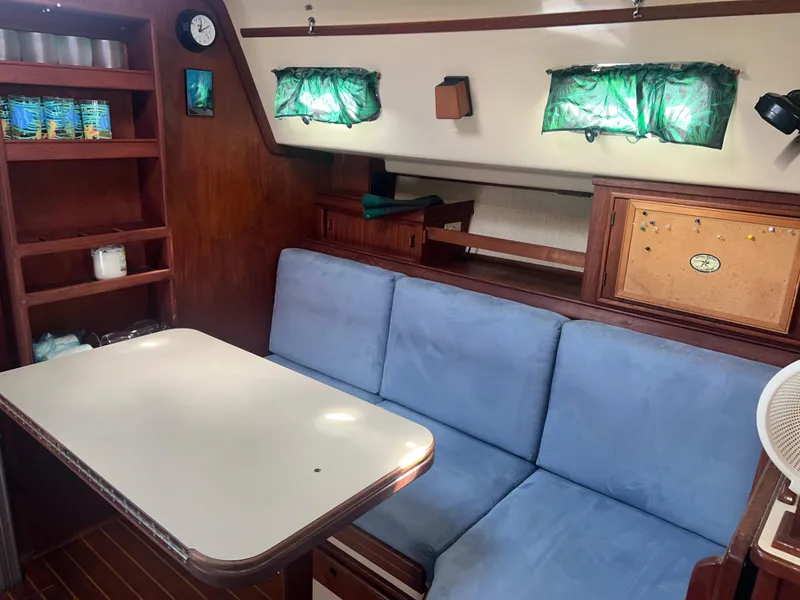 Slide: The Image of Island Packet 350 1997 - 51