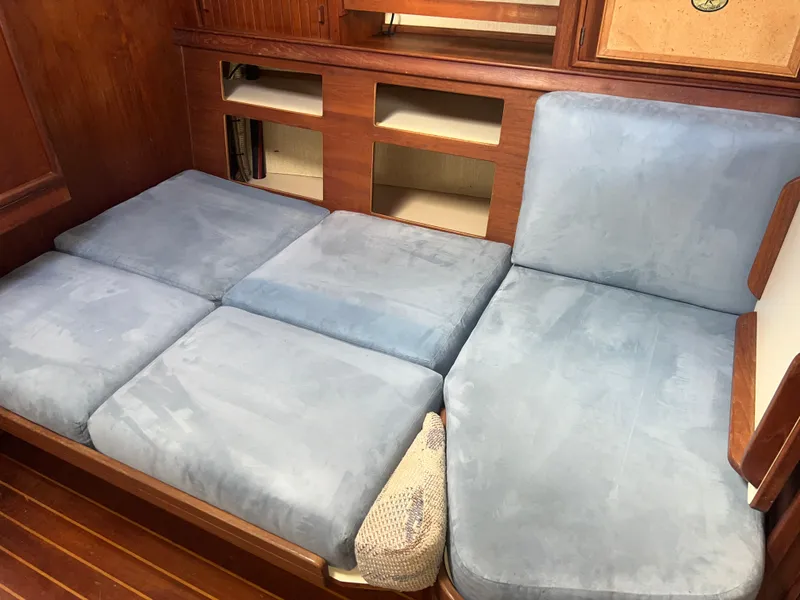 Slide: The Image of Island Packet 350 1997 - 54