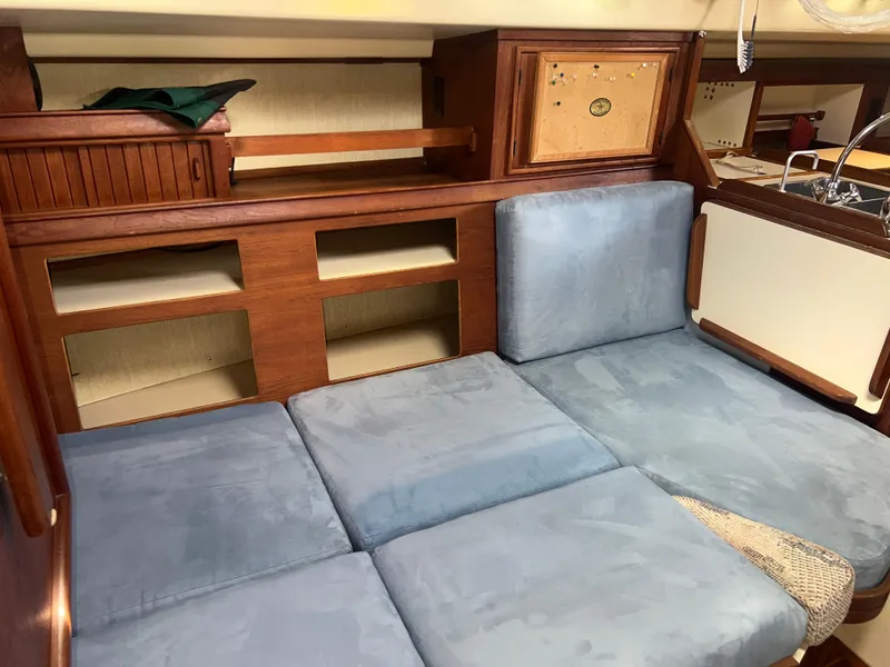 Slide: The Image of Island Packet 350 1997 - 55