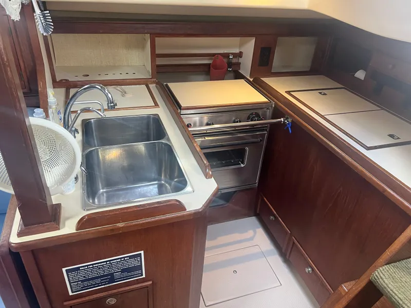 Slide: The Image of Island Packet 350 1997 - 59