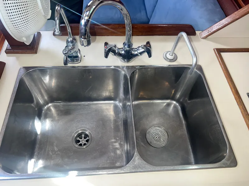 Slide: The Image of Island Packet 350 1997 - 60