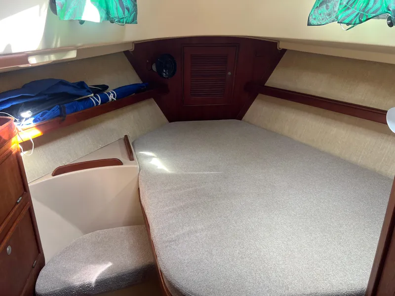 Slide: The Image of Island Packet 350 1997 - 70