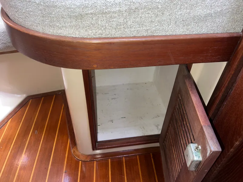 Slide: The Image of Island Packet 350 1997 - 73