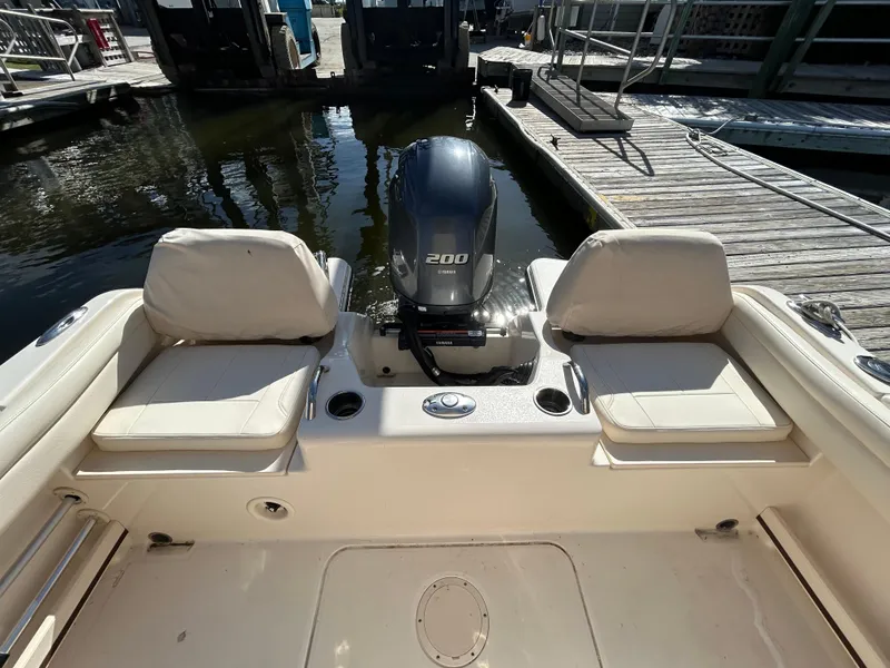 Slide: The Image of 2021 Grady-White Fisherman 216 boat with Yamaha 200 engine at dock. - 6