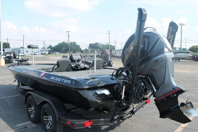 Slide: The Image of Skeeter ZXR21 2025 - 7