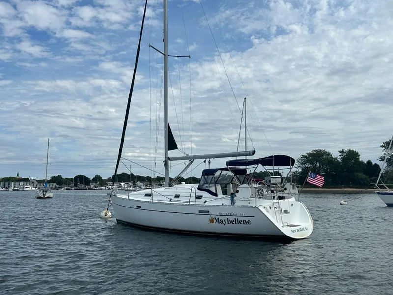 Slide: The Image of Beneteau 331 2004 - 49