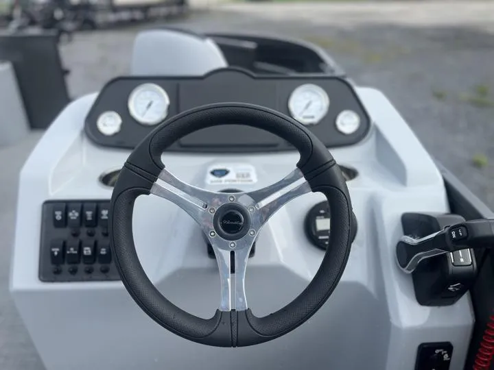 Slide: The Image of Bentley Pontoons LE 180 3PT 2024 - 22