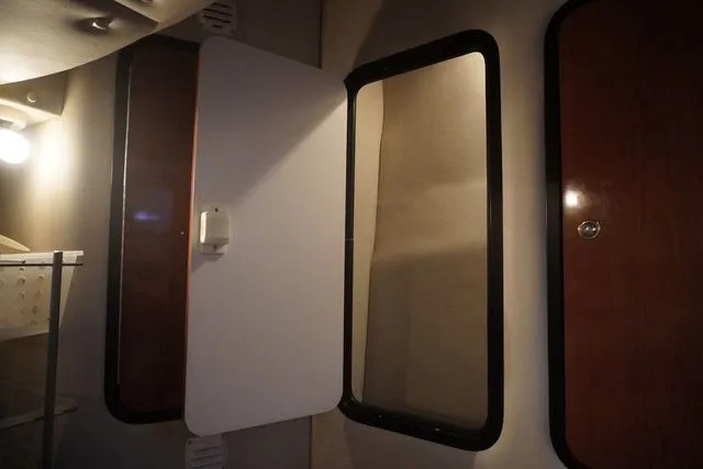 Slide: The Image of Crownline Boats 290 CR 2002 - 16