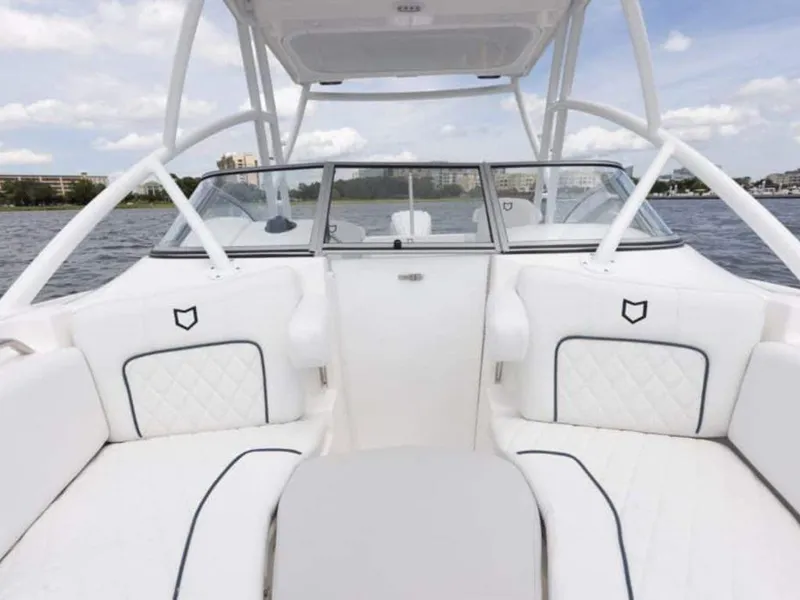 Slide: The Image of Sea Fox 228 Traveler 2025 - 52