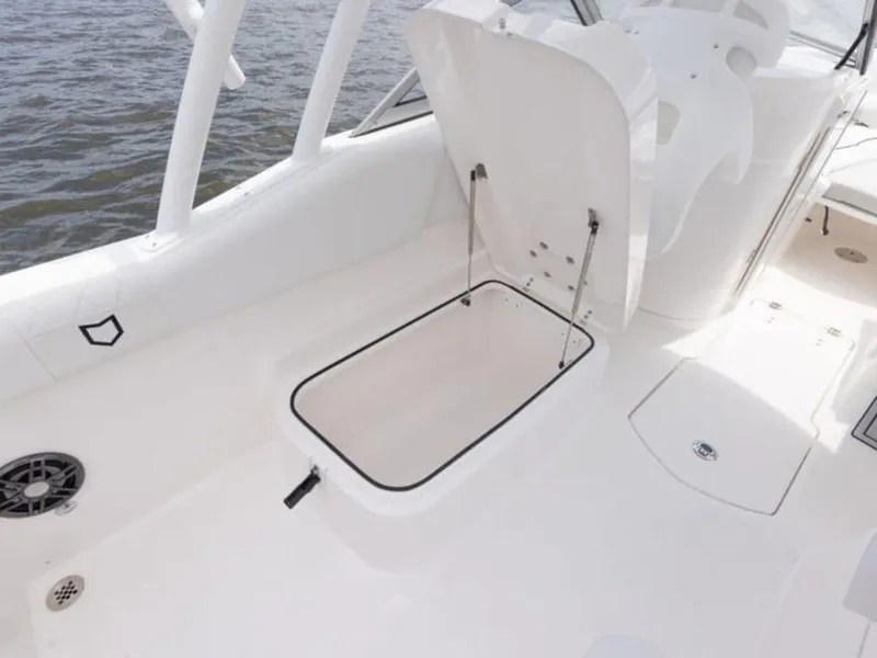 Slide: The Image of Sea Fox 228 Traveler 2025 - 59