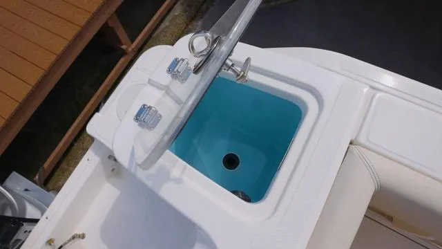 Slide: The Image of Boston Whaler 230 Outrage 2023 - 37