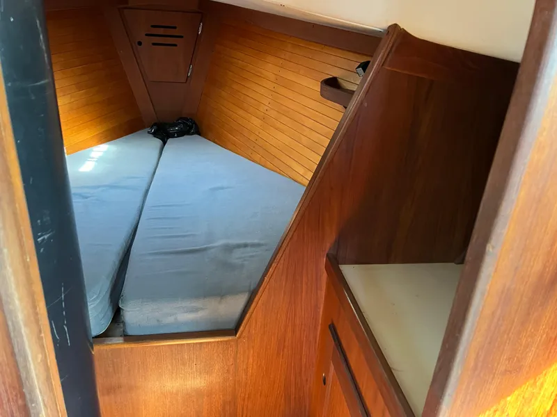 Slide: The Image of Freedom 32 1984 - 31